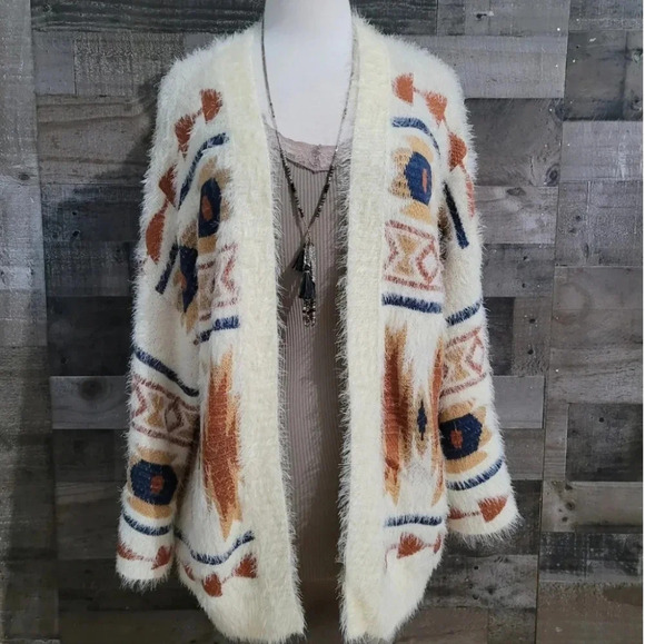 New! Boho Aztec Cozy Cream Cardigan Sweater - Picture 7 of 7